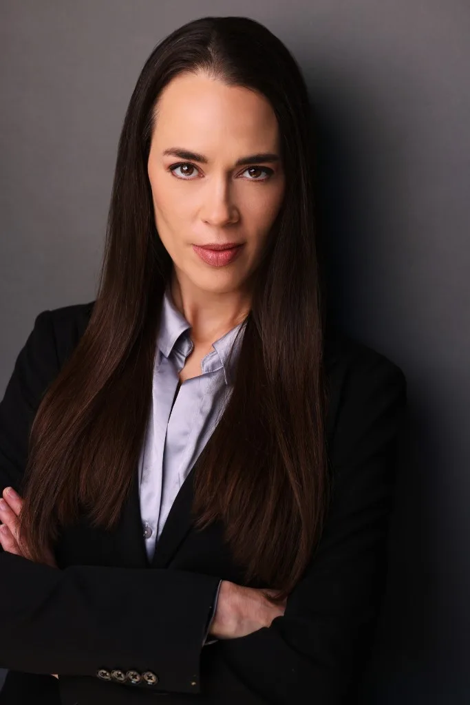 Shannon Lepard gallery portrait 3